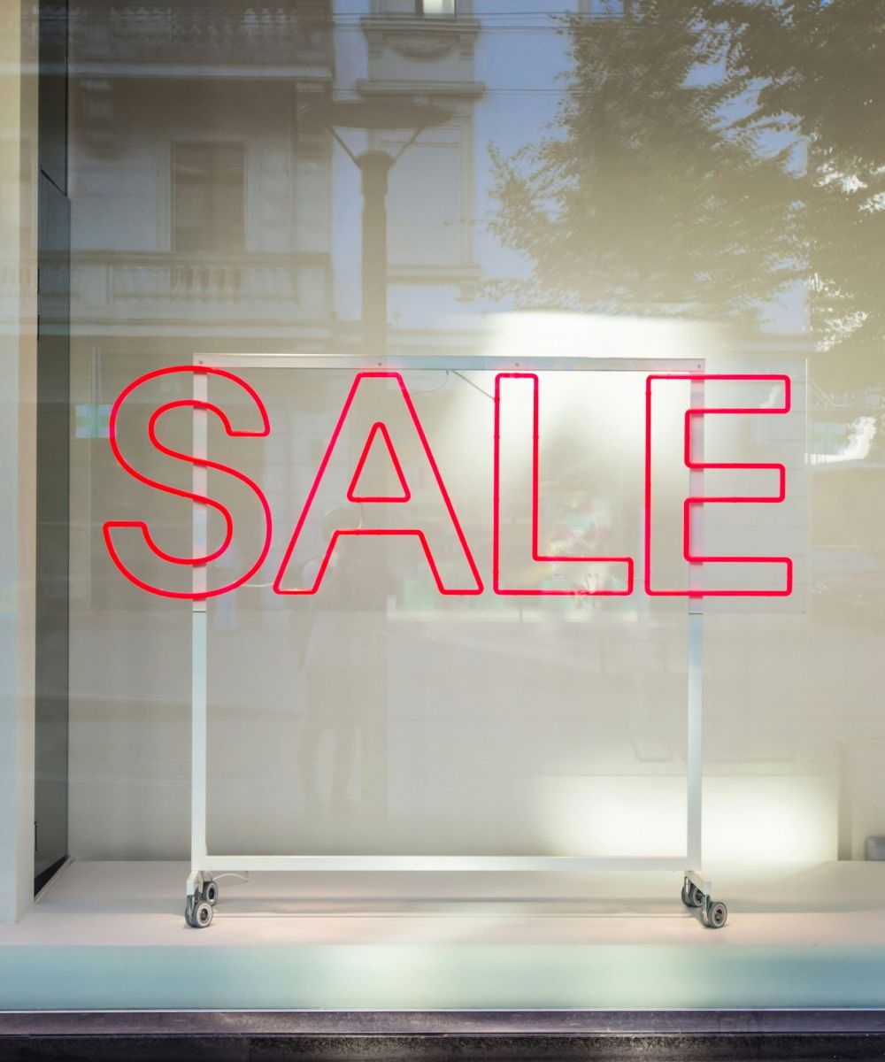 claudio-schwarz-zKT64MtVKQ0-unsplash